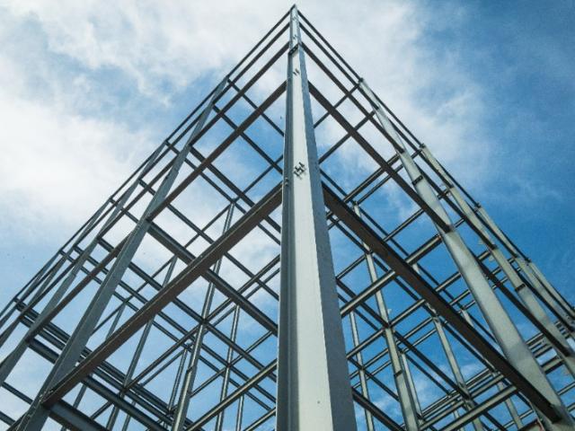 Etude et réalisation d'une structure métallique réalisé par le CESM de Vannes 